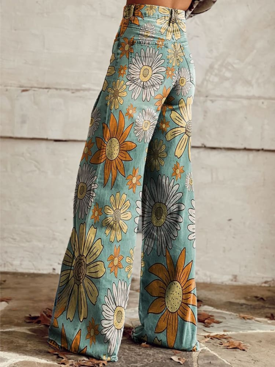 FARAH | VINTAGE FLORAL FLARE PANTS