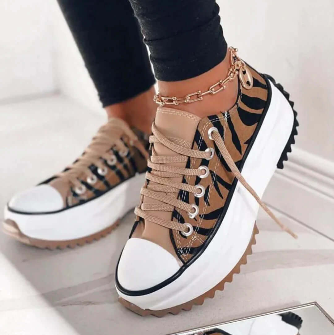 Penelope | Comfortable Sneakers
